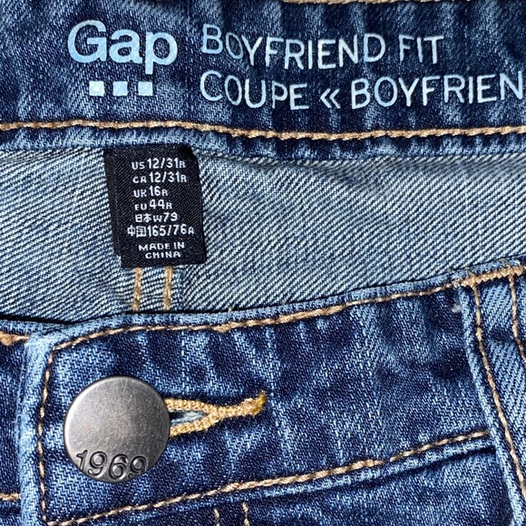 GAP Denim - GAP - NWOT Blue Jean Boyfriend-fit Capri (12)